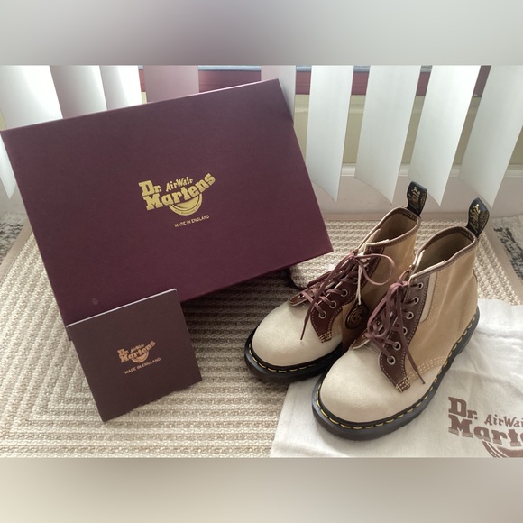 Dr Martens Suede boots (Made in England) - Picture 2 of 13